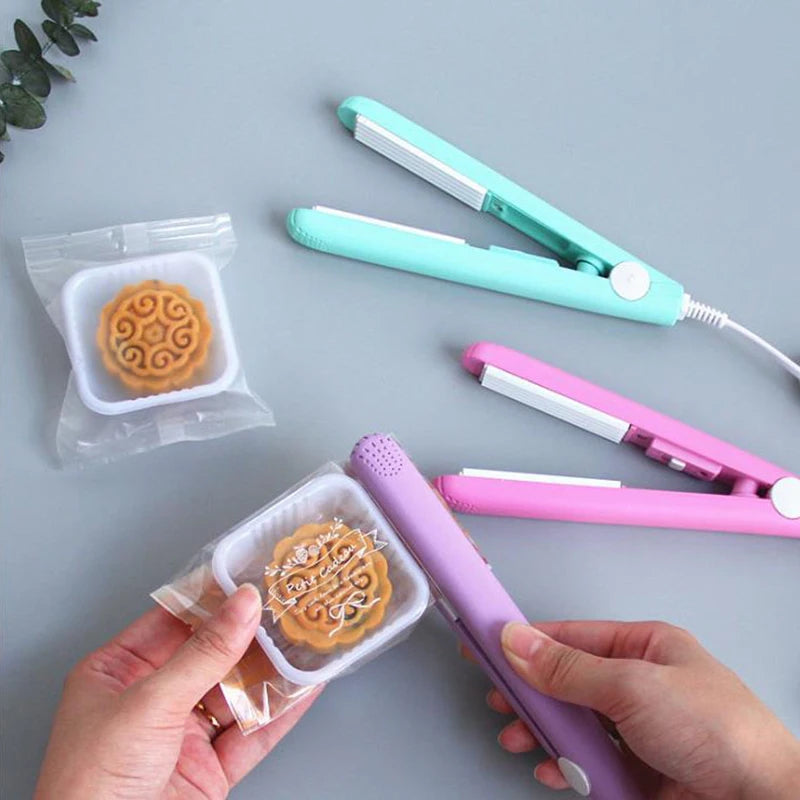 【SE】1PC Portable Mini Electric Heat Sealing Machine Seal Sealer Food Vacuum Sealer Bag Clip Random Color